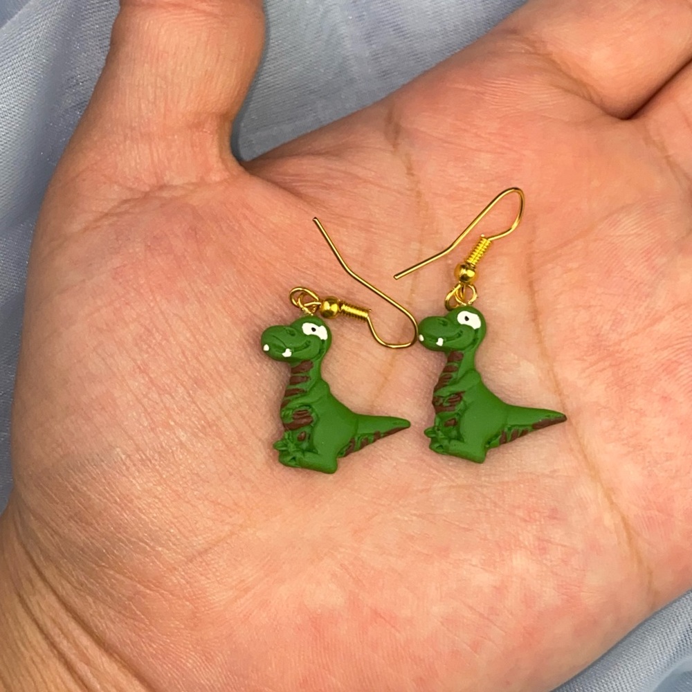 GREE Dinosaurs EARRINGS